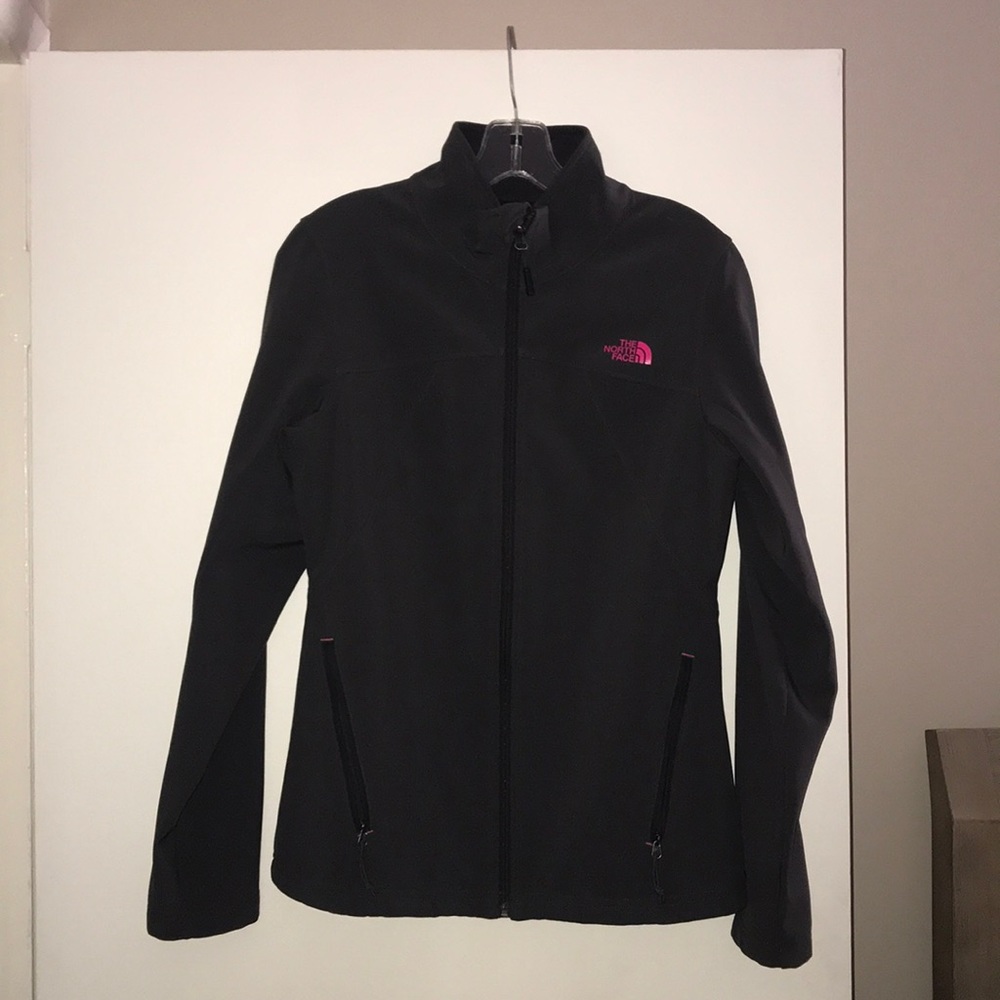 The North Face Women’s Apex Jacket Softshell